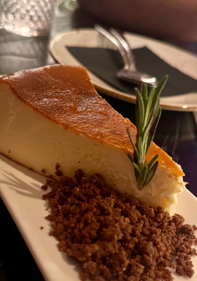 Spanish Basque Cheesecake ****