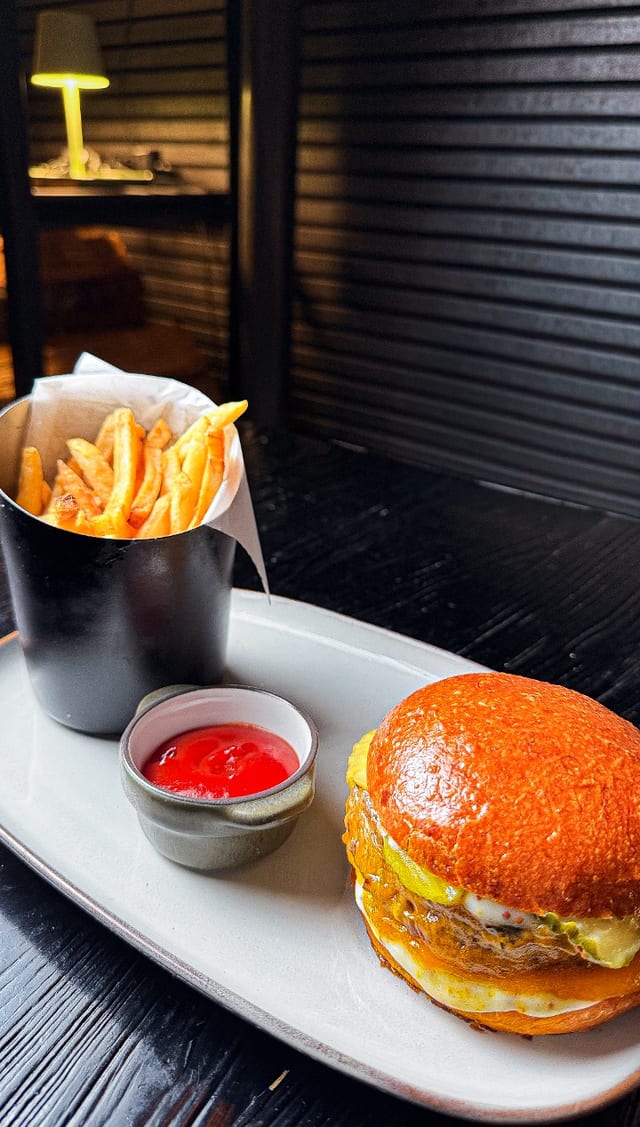 La Tremenda Wagyu Burger